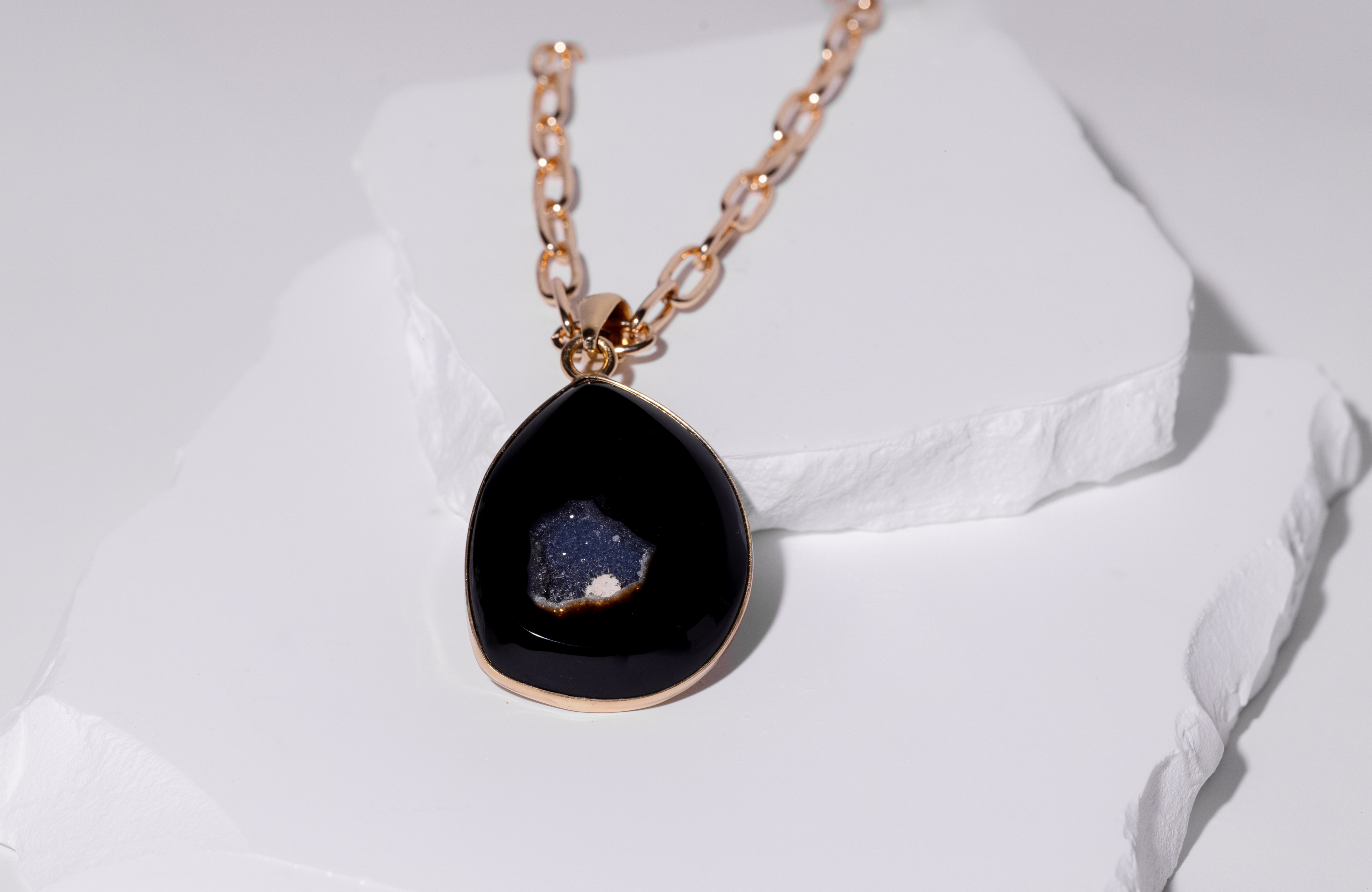 Alchemia - Agate Druzy Black
