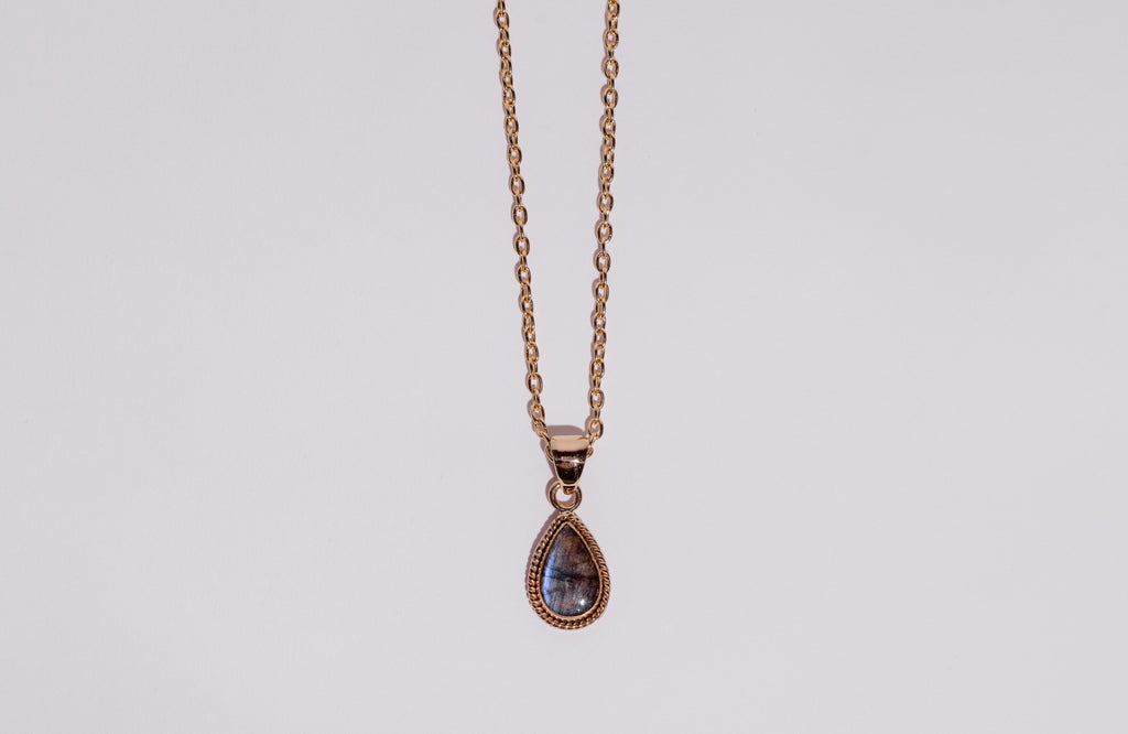Alchemia - Labradoritte  Robe Pendant