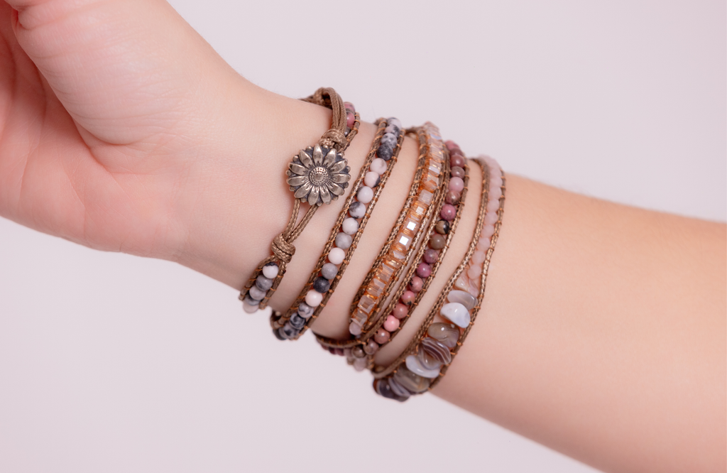 Long Strand Braclet - Shades Of Nude